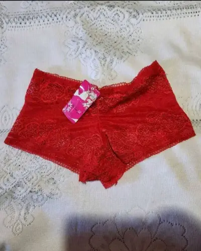 Pantaleta encaje rojo - miniatura 1
