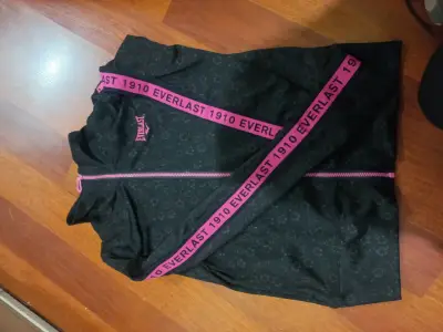 Conjunto deportivo Everlast original - miniatura 1