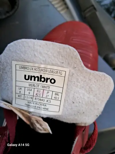 Botines Umbro UX Accuro III Merlot - miniatura 1