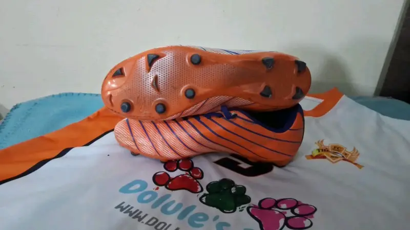 Botines Umbro UX Accuro III Merlot - 3