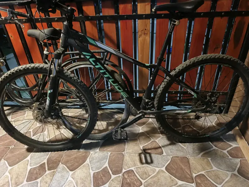 Bicicleta de montaña Altitude negra - 2