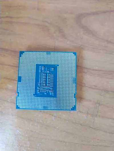 Procesador Intel Pentium G6400 4.00GHz - miniatura 2