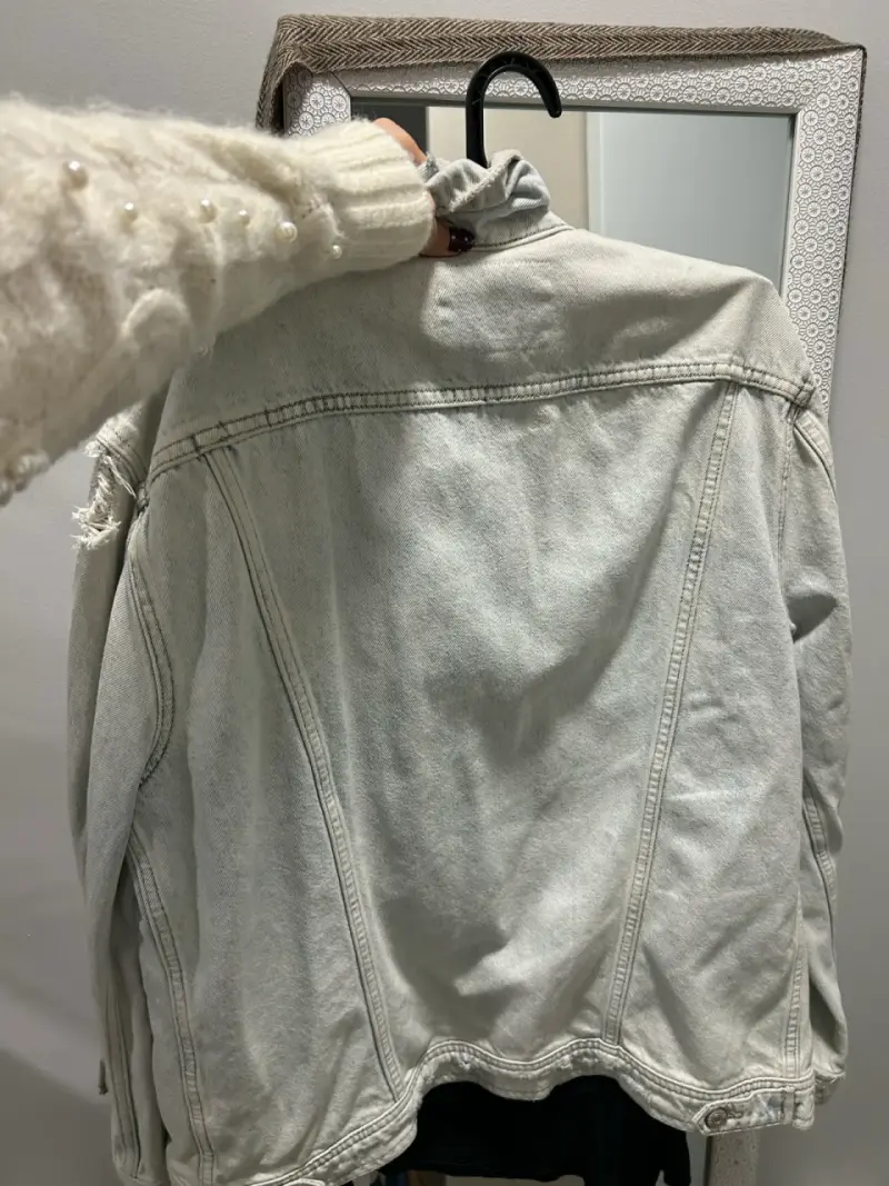 Chaqueta de mezclilla desgastada mujer - 4