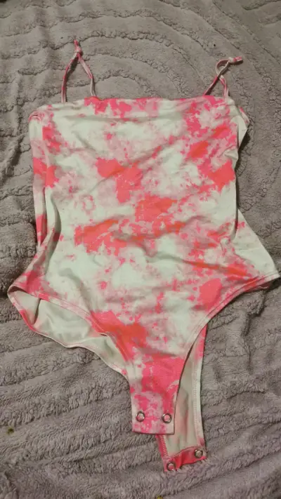 Body tie-dye rosa y blanco para mujer - miniatura 1