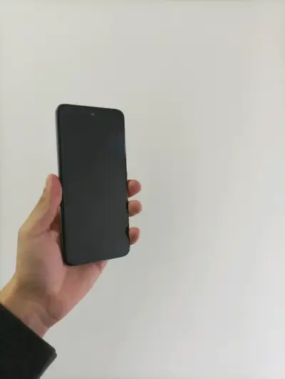 Smartphone Motorola gris en buen estado - miniatura 2