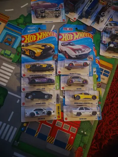 autos Hot Wheels - miniatura 1