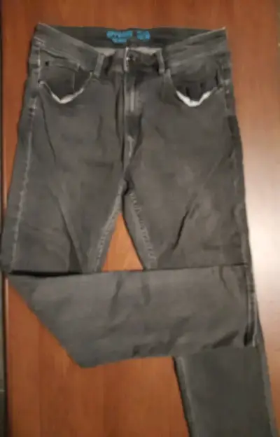 Jeans desgastados para mujer - miniatura 4