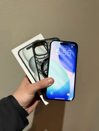 iPhone 15 - miniatura 1