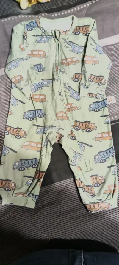 Ropa de bebe - miniatura 6