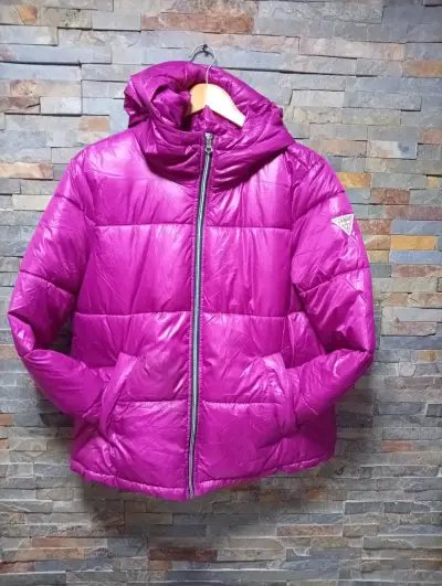 Chaqueta Guess morada con capucha - miniatura 4