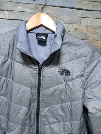 Chaqueta gris The North Face para hombre - miniatura 4