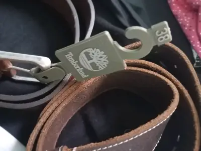 Cinturones de cuero Timberland talla 38 - miniatura 2
