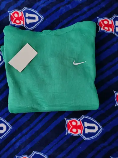 Polerón Nike con logo bordado, cartera canguro - miniatura 2