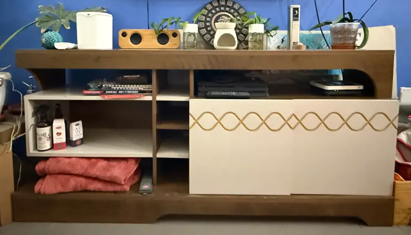 Mueble de TV de madera con diseño moderno - 1
