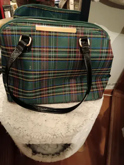 Bolso de mano tartán verde con asas negras - miniatura 1