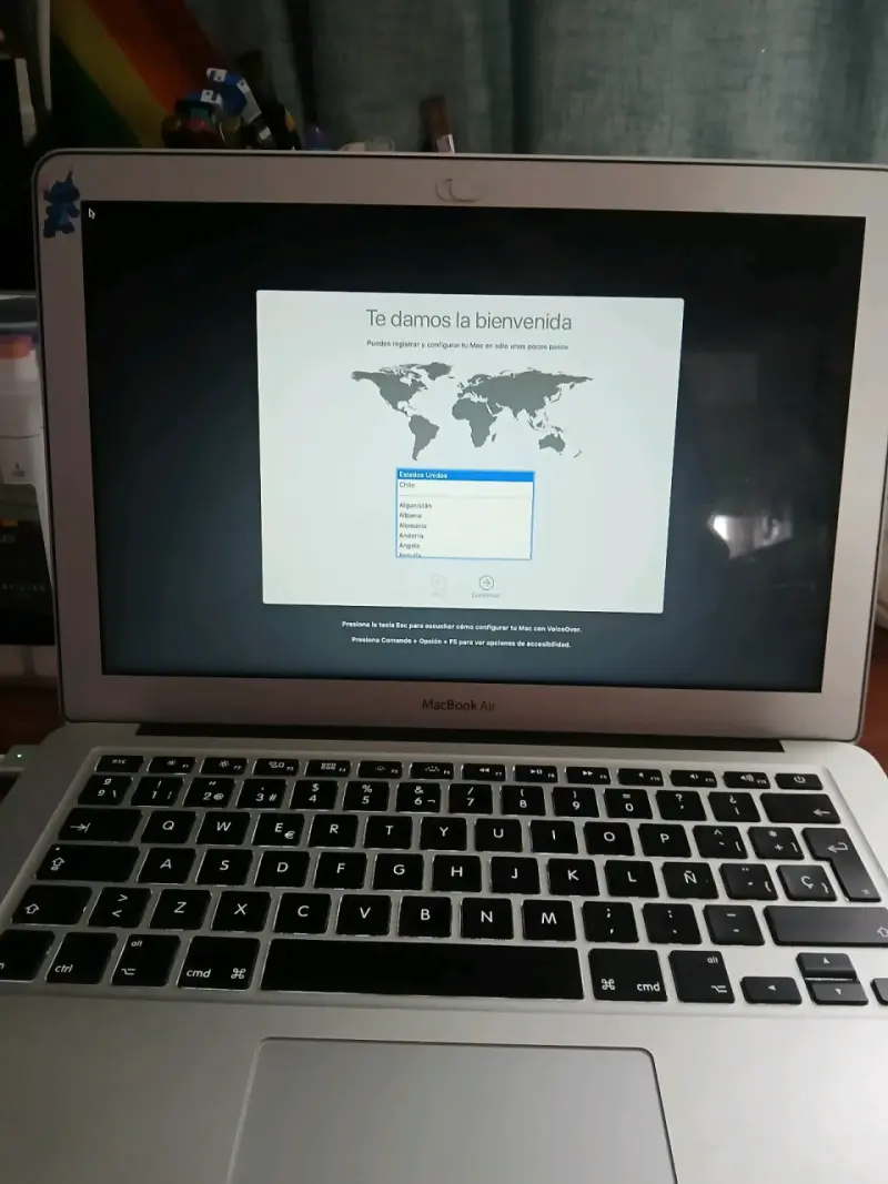 MacBook Air 13 pulgadas 2017 con macOS Monterey - 3