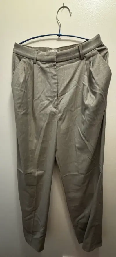 Pantalones de vestir beige para mujer - miniatura 1