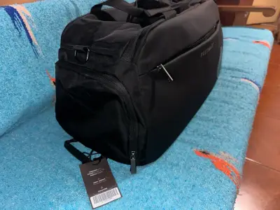 Mochila/Bolso Convertible 2 en 1 Sleek - 45L - miniatura 2