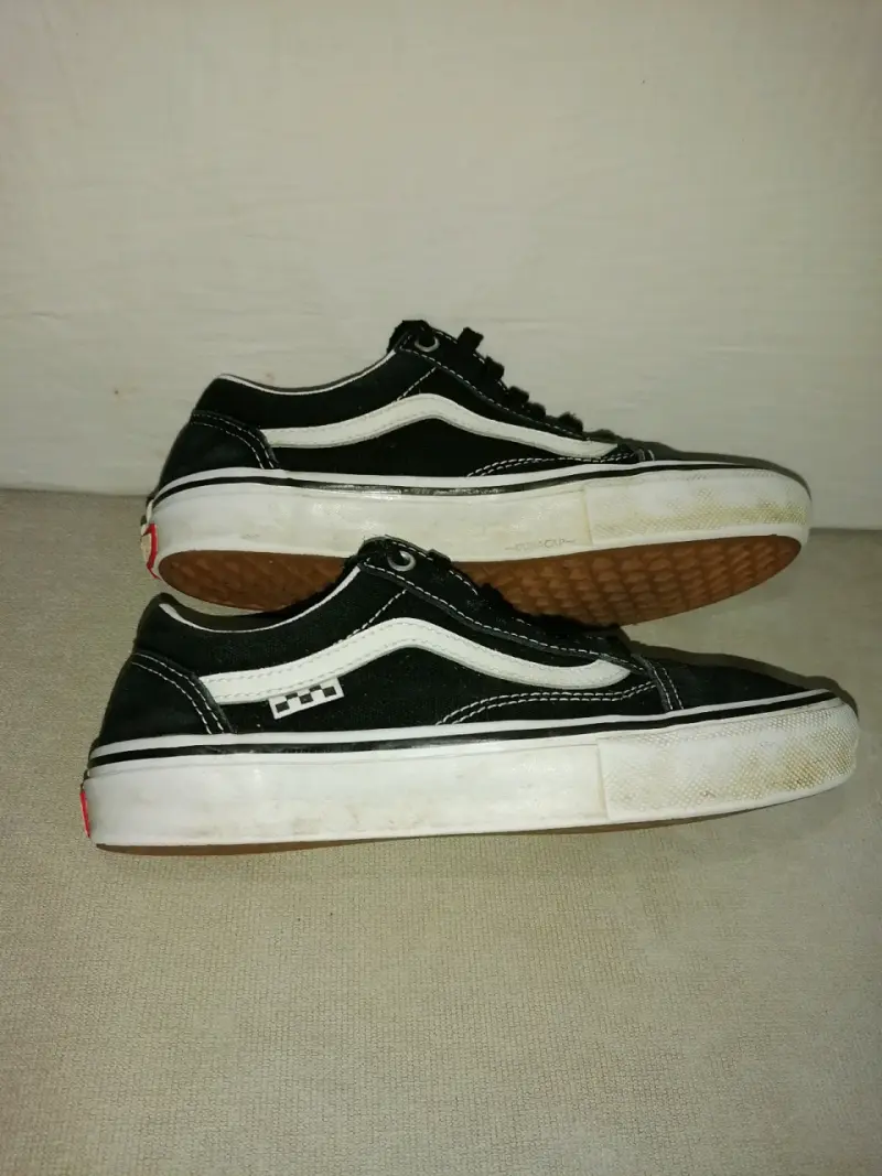 Zapatillas negras de lona estilo casual - 2