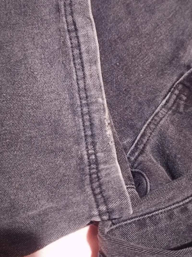 Jeans negros de mezclilla para mujer - 5