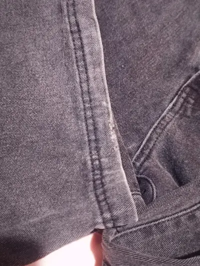 Jeans negros de mezclilla para mujer - miniatura 5