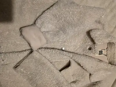 Chaqueta de lana sintética beige - miniatura 3