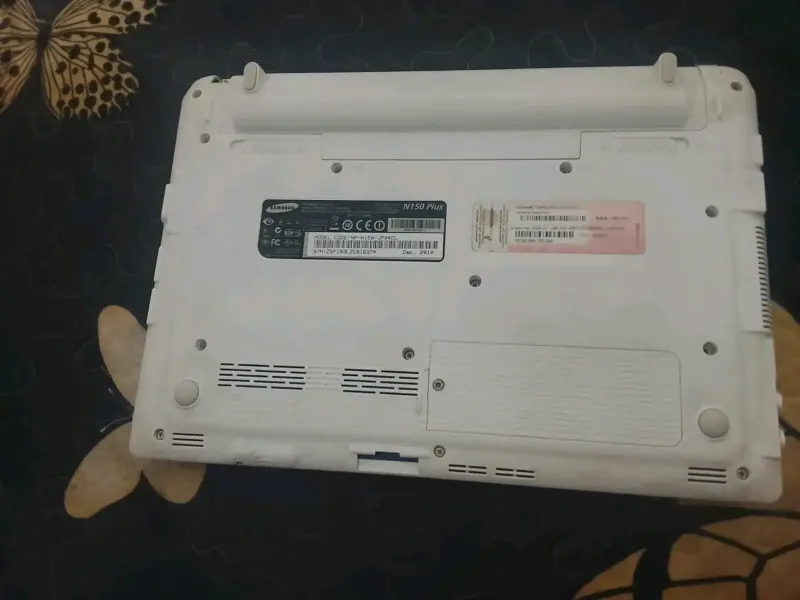 Notebook Samsung blanco con software - 3