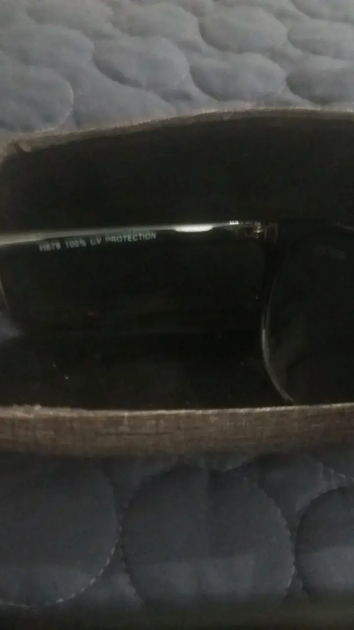 Gafas de sol Gucci negras con estuche - 3