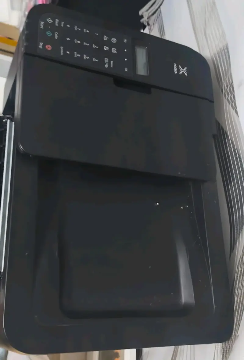 Impresora multifuncional Canon TR4522 negra - 1