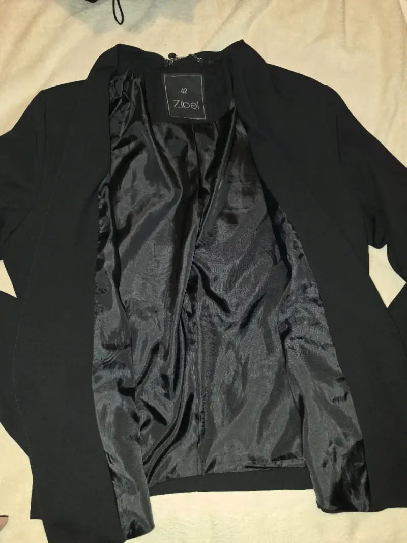 Chaqueta negra Zibel con cierres - 3