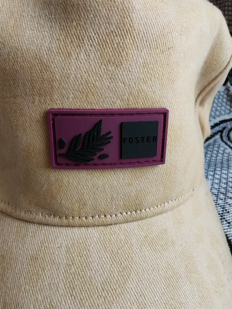 Gorra beige con logo Foster - 2