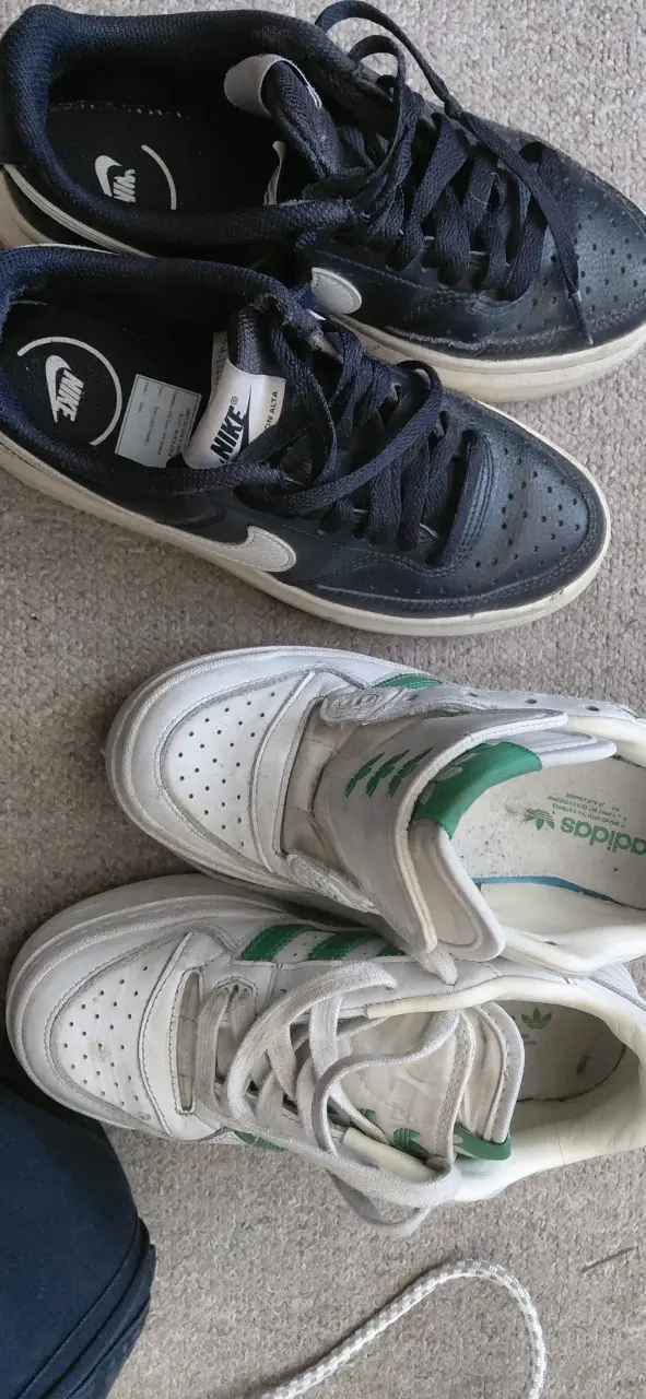 Zapatillas Nike y Adidas usadas - 3