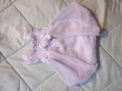 Vestido de bebé lila con broches - miniatura 1