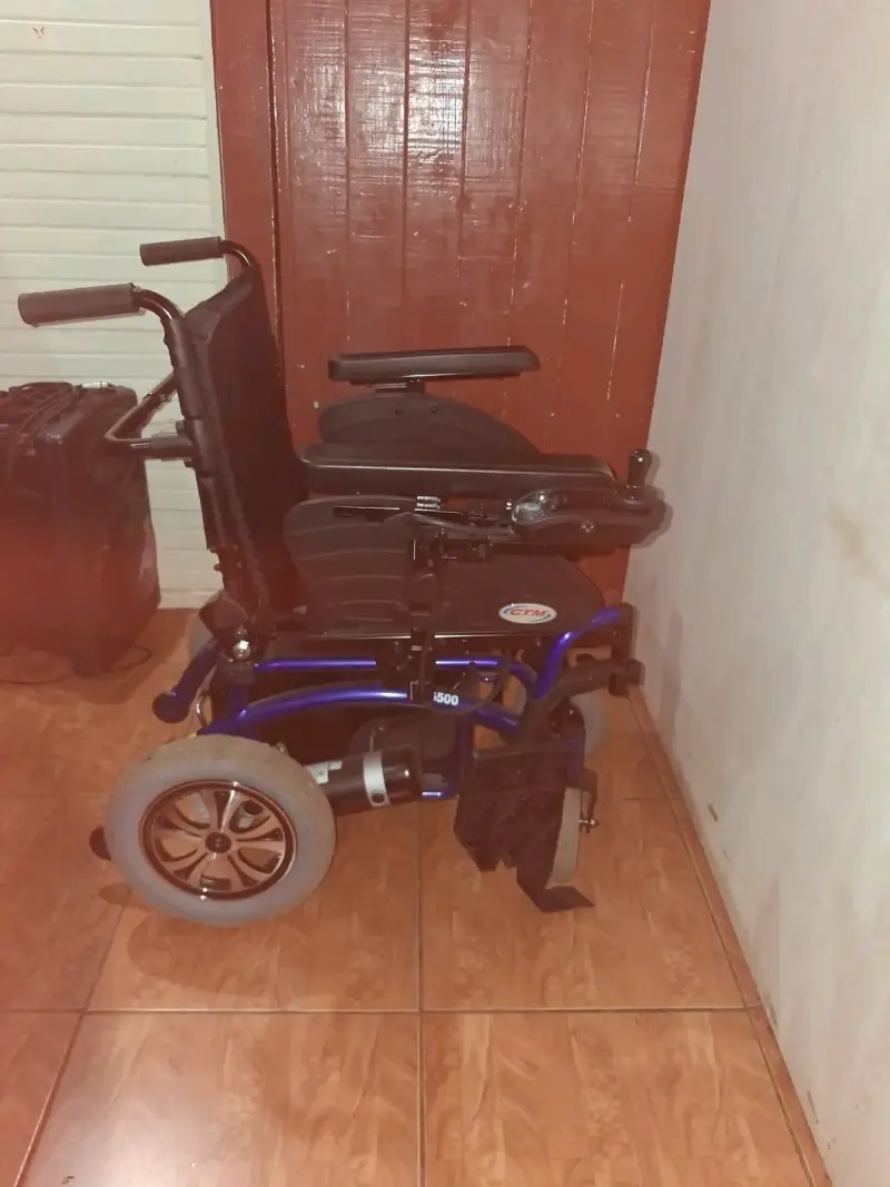Silla de ruedas eléctrica ergonómica - 6