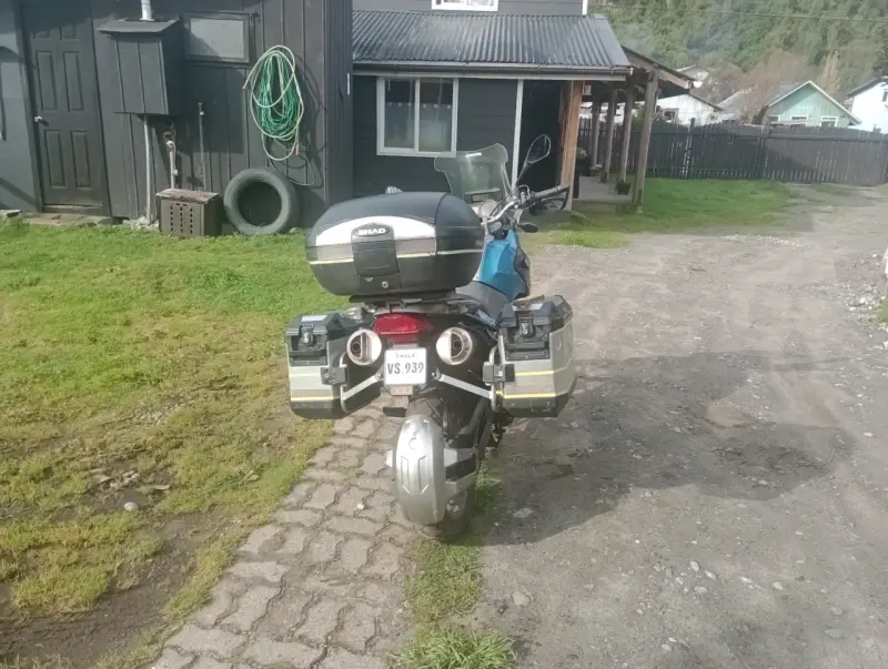 Moto BMW GS 650 con maletas - 3