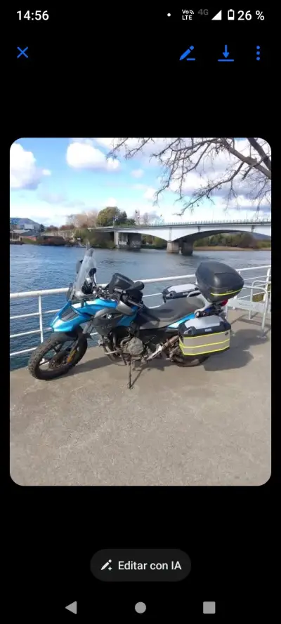 Moto BMW GS 650 con maletas - miniatura 4