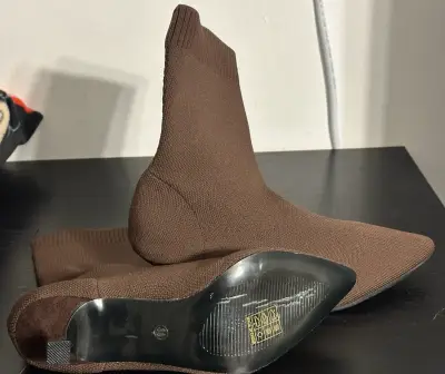 Botines de punto marrón con tacón bajo - miniatura 2