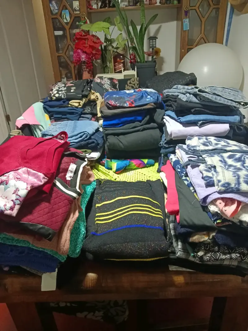 Lote de ropa de invierno y verano variada - 5