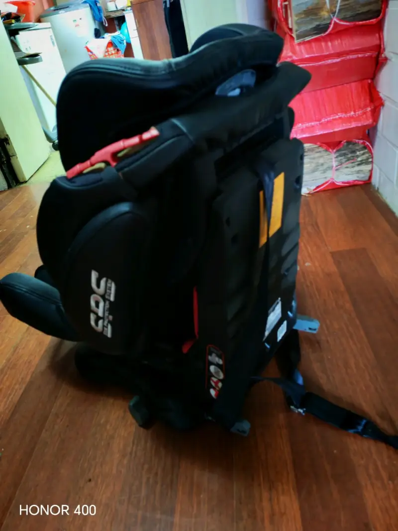 Silla de auto Infanti negra - 2