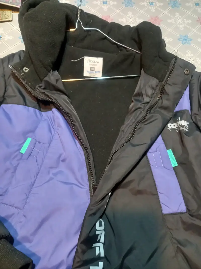 Chaqueta acolchada Cosmic azul y negra - 2