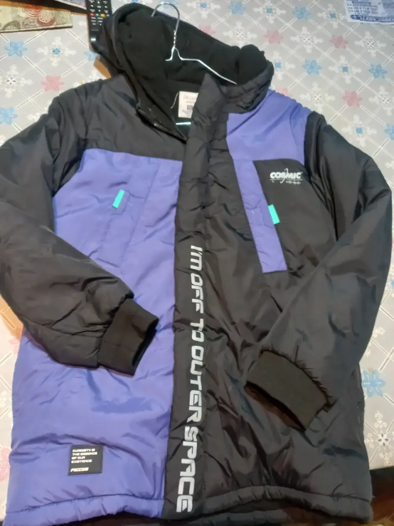 Chaqueta acolchada Cosmic azul y negra - 3