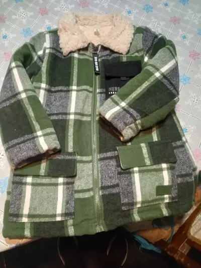 Chaqueta de lana verde con forro de borrego - miniatura 1