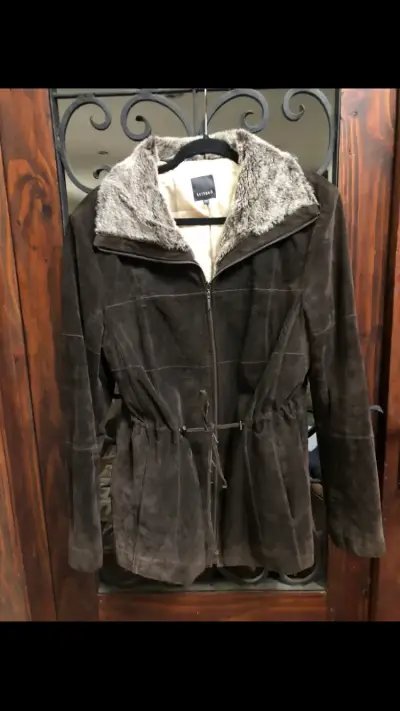 Chaqueta de gamuza marrón con forro de piel - miniatura 5