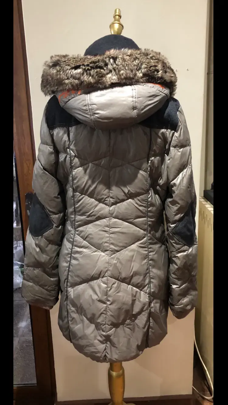 Parka acolchada gris con capucha - 3