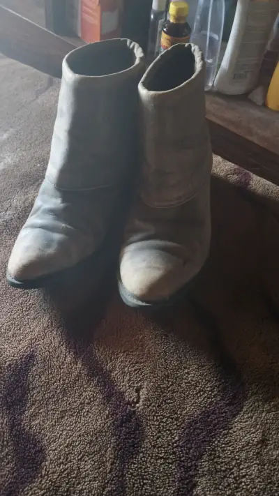 Botines de cuero en buen estado - miniatura 1