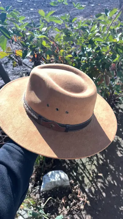 Sombrero vaquero de fieltro marrón - miniatura 1