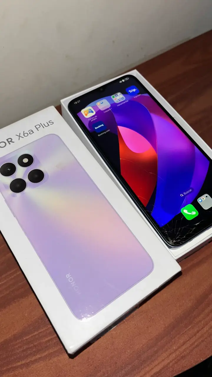 Smartphone Honor X6a Plus con pantalla rota - 2