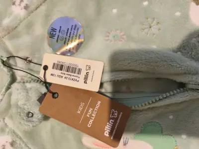Pijama enterito de bebé verde con conejitos - miniatura 5