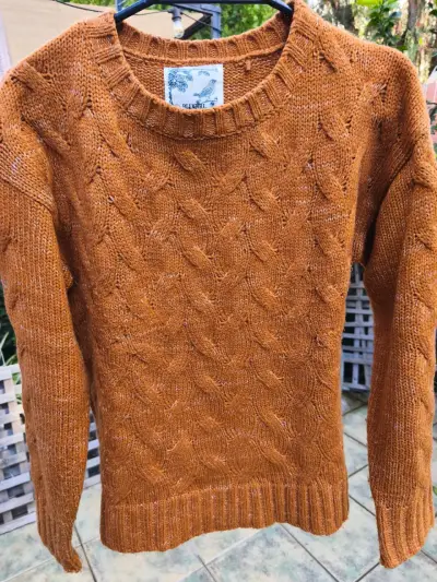 Suéter tejido color terracota para mujer - miniatura 1