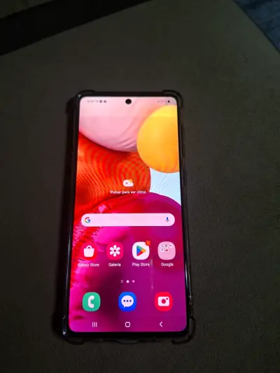 Samsung Galaxy A71 en buen estado - miniatura 3